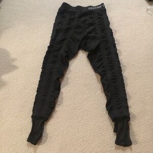 SKINN Black womans Leggings with Textured Design